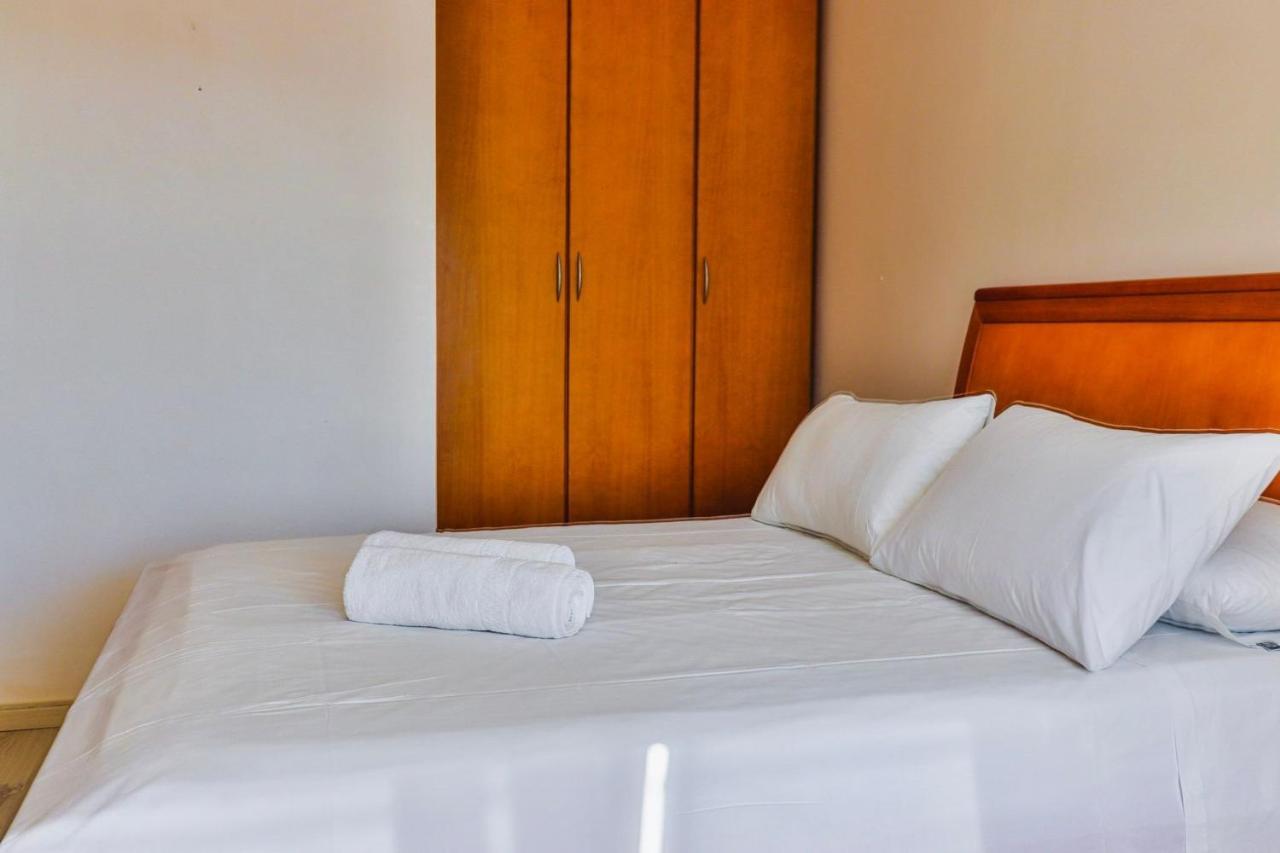 Locar-in Monte Serrat - Coracao De - Centro Apartment *